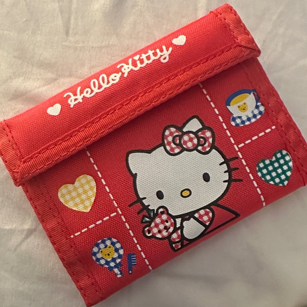 True 1990s Sanrio Hello Kitty Wallet